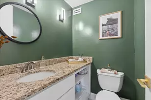 360 E Randolph St, Chicago, IL 60601 - Photo 13