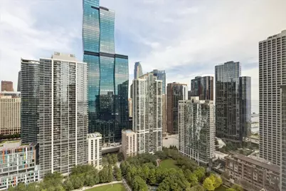360 E Randolph Street #3205, Chicago, IL 60601 - Photo 19