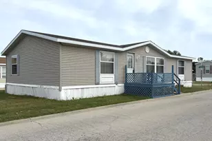60 St Michaels Dr, Bourbonnais, IL 60914 - Photo 1
