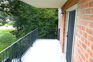 16 E Old Willow Rd, Prospect Heights, IL 60070 - Photo 9