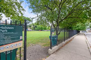 2130 N Oakley Ave, Chicago, IL 60647 - Photo 19