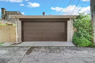 6730 N Rockwell St, Chicago, IL 60645 - Photo 17