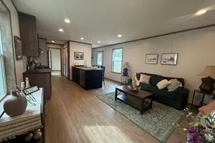 13 Hearthside Rd, Matteson, IL 60443 - Photo 3