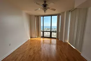 1235 S Prairie Ave, Chicago, IL 60605 - Photo 3