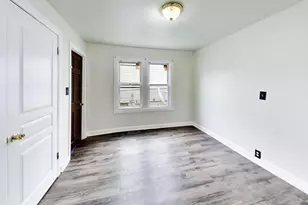 732 Grove St, Aurora, IL 60505 - Photo 11