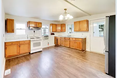 732 Grove Street, Aurora, IL 60505 - Photo 9