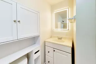 732 Grove St, Aurora, IL 60505 - Photo 13