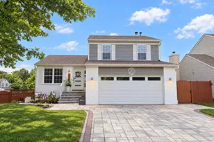 1423 Pioneer Ct, Waukegan, IL 60085 - Photo 1