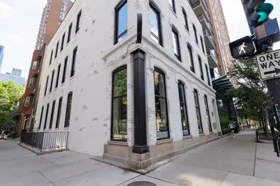 77 W Chestnut Street #3B, Chicago, IL 60610 - Photo 1