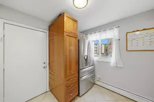 1626 W Greenleaf Ave, Chicago, IL 60626 - Photo 9