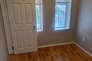 6315 S Eberhart Ave, Chicago, IL 60637 - Photo 3