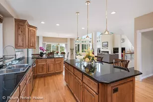 3571 Scottsdale Cir, Naperville, IL 60564 - Photo 13