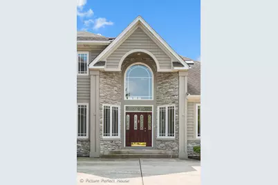 3571 Scottsdale Circle, Naperville, IL 60564 - Photo 3