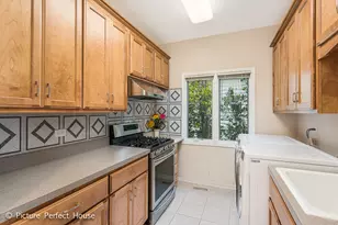 3571 Scottsdale Cir, Naperville, IL 60564 - Photo 19