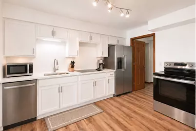 2239 Seaver Lane, Hoffman Estates, IL 60169 - Photo 5
