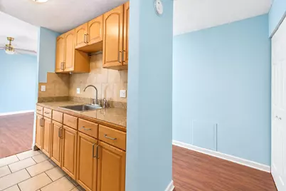1043 S York Road #409, Bensenville, IL 60106 - Photo 5