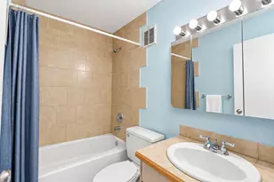 1043 S York Rd, Bensenville, IL 60106 - Photo 15