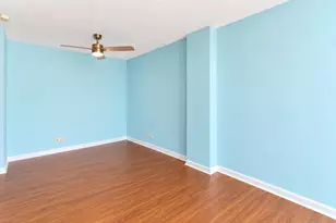 1043 S York Rd, Bensenville, IL 60106 - Photo 9