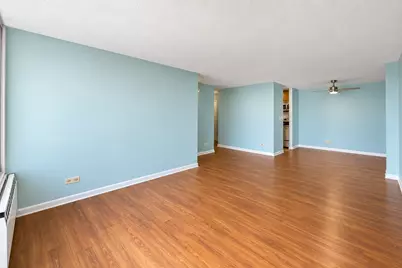 1043 S York Road #409, Bensenville, IL 60106 - Photo 7