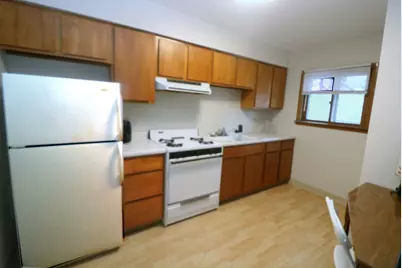 220 Griffing Avenue #1, Woodstock, IL 60098 - Photo 3