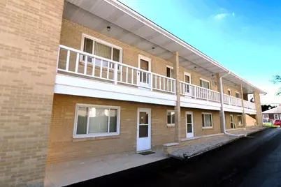 220 Griffing Avenue #1, Woodstock, IL 60098 - Photo 9