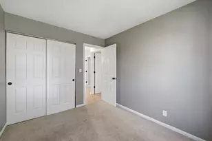 1326 Elder Dr, Aurora, IL 60506 - Photo 15