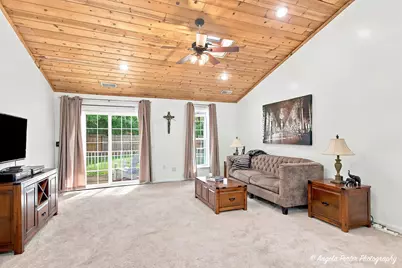 10238 W Wadsworth Road, Beach Park, IL 60099 - Photo 19