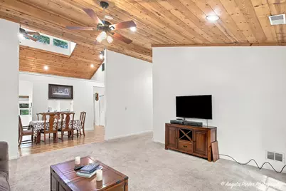 10238 W Wadsworth Road, Beach Park, IL 60099 - Photo 21