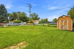 132 S Weston Ave, Elgin, IL 60123 - Photo 25