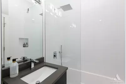 1932 N Drake Avenue #2E, Chicago, IL 60647 - Photo 35