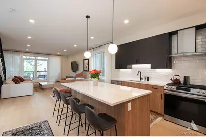 1932 N Drake Avenue #2E, Chicago, IL 60647 - Photo 9