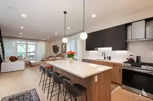 1932 N Drake Ave, Chicago, IL 60647 - Photo 9