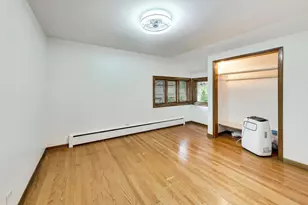 108 S Mt Prospect Rd, Mount Prospect, IL 60056 - Photo 13