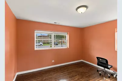 9808 S Maplewood Avenue, Evergreen Park, IL 60805 - Photo 21