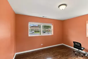 9808 S Maplewood Ave, Evergreen Park, IL 60805 - Photo 21