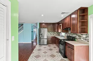 9808 S Maplewood Ave, Evergreen Park, IL 60805 - Photo 7