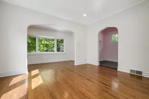 4633 N Kedvale Ave, Chicago, IL 60630 - Photo 5