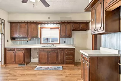 21718 Capp Road, Sterling, IL 61081 - Photo 17