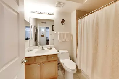 1479 N Milwaukee Avenue #206, Libertyville, IL 60048 - Photo 13