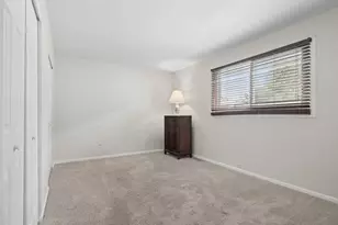 5222 Laramie Ct, Oak Forest, IL 60452 - Photo 17
