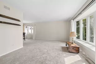 5222 Laramie Ct, Oak Forest, IL 60452 - Photo 3