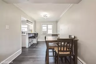 2621 W Gregory St, Chicago, IL 60625 - Photo 9