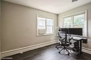 2621 W Gregory St, Chicago, IL 60625 - Photo 11