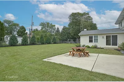 1713 Oak Street, Saint Charles, IL 60174 - Photo 19