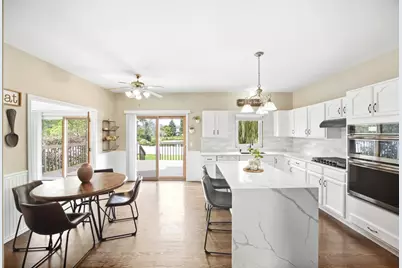 452 Spring Ridge Drive, Crystal Lake, IL 60012 - Photo 17