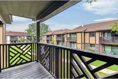 1657 Dover Court #C, Wheaton, IL 60189 - Photo 15