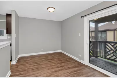 1657 Dover Court #C, Wheaton, IL 60189 - Photo 5