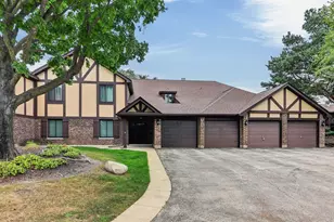 1657 Dover Ct, Wheaton, IL 60189 - Photo 1