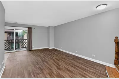 1657 Dover Court #C, Wheaton, IL 60189 - Photo 3