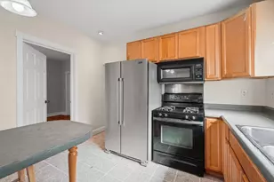 1102 S State St, Champaign, IL 61820 - Photo 9